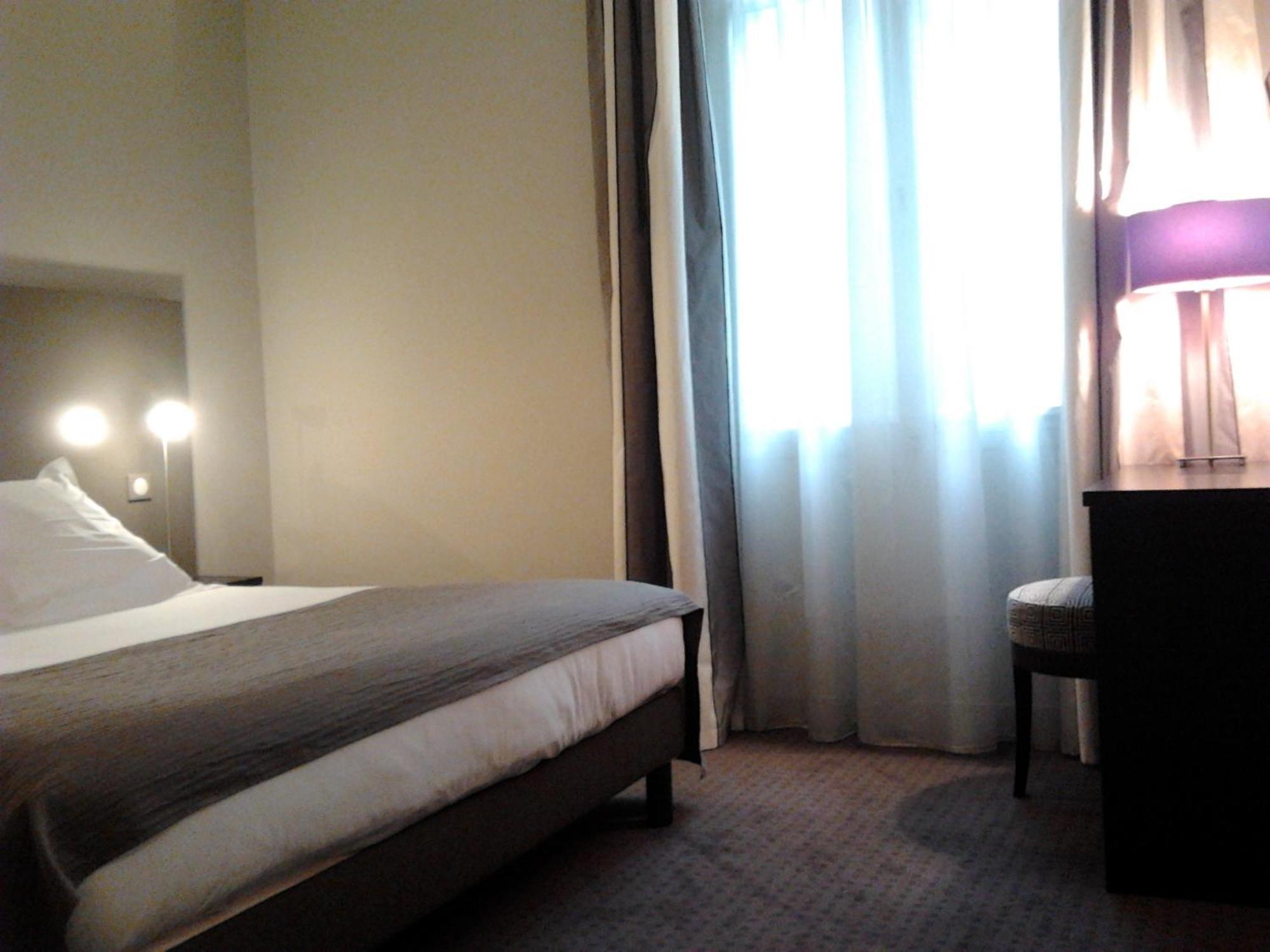 Hotel Ronsard Tours Kültér fotó